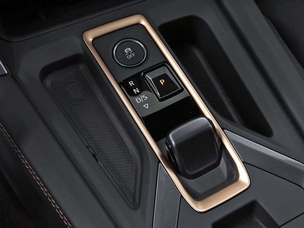 Cupra Formentor 1.5 TSI e-Hybrid 200kW (272 CV) VZ DSG 36