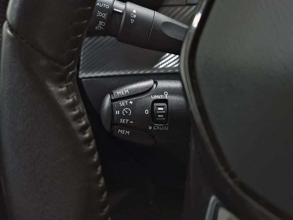 Peugeot 208 BlueHDi 73kW (100CV) Active 14