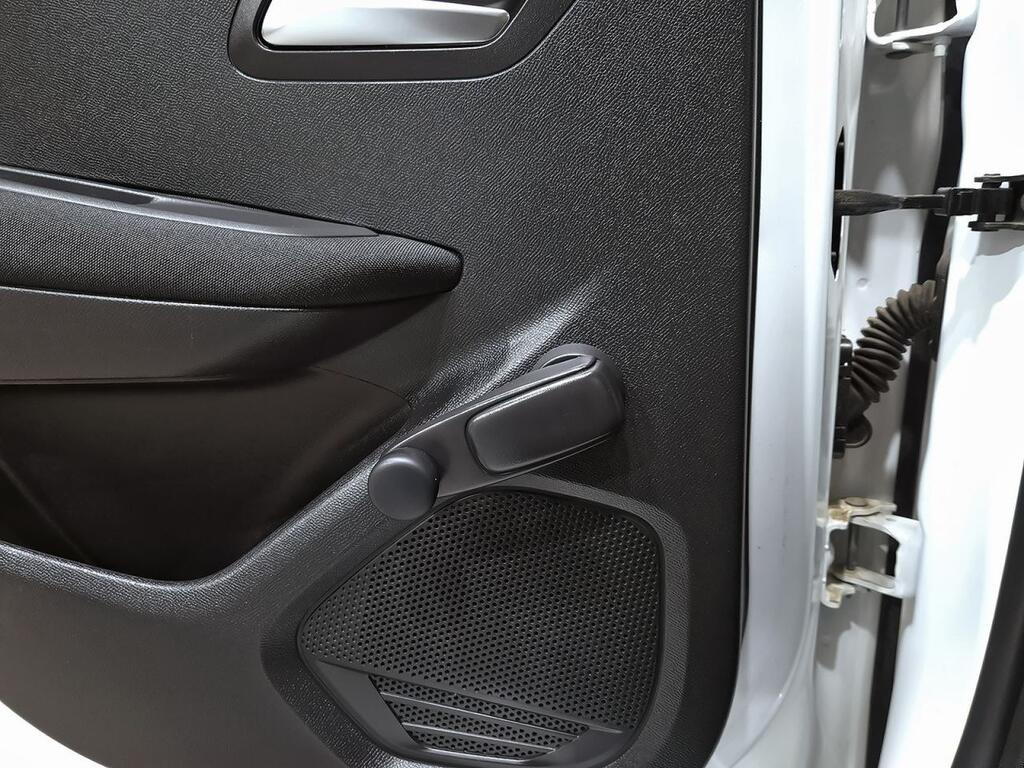 Peugeot 208 BlueHDi 73kW (100CV) Active 27