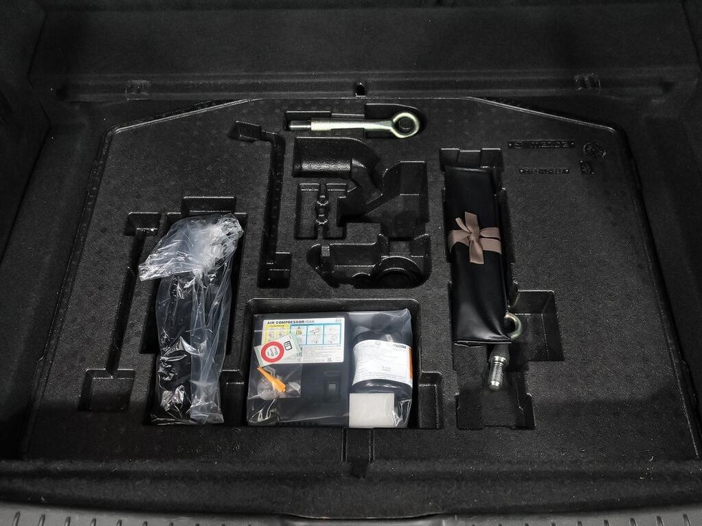 Mazda CX-30 e-SKYACTIV G Homura 36