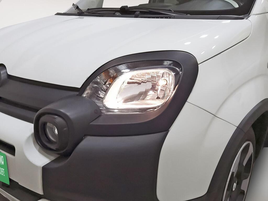 Fiat Panda Panda Cross 1.0 Hybrid 51kw (70CV) 30