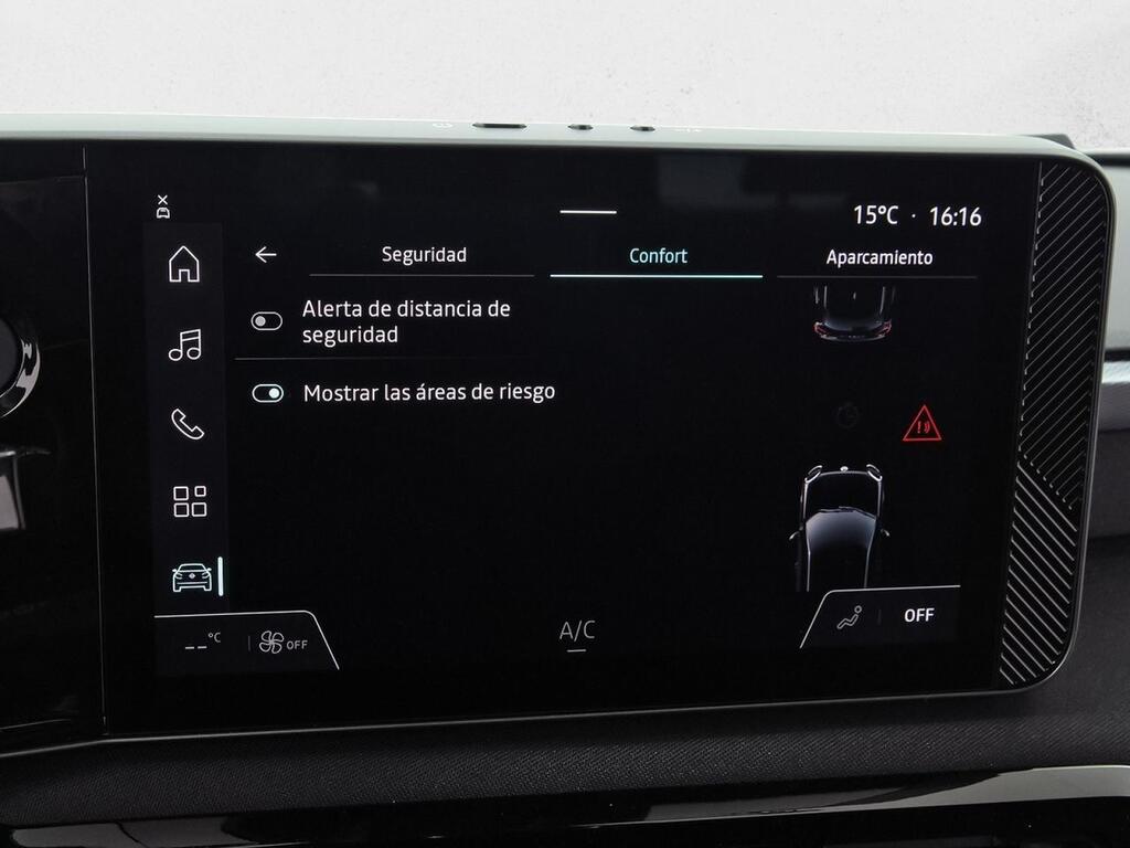 Nissan Micra Standard Range 4x2 N-Connecta 31