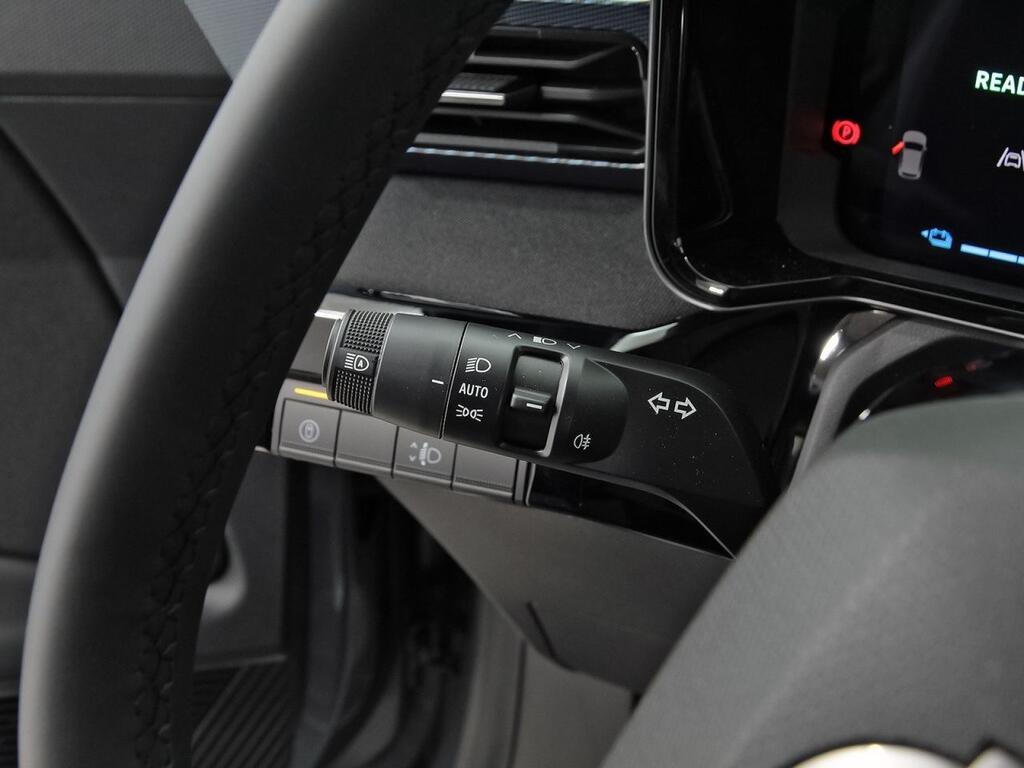 Nissan Micra Standard Range 4x2 N-Connecta 15