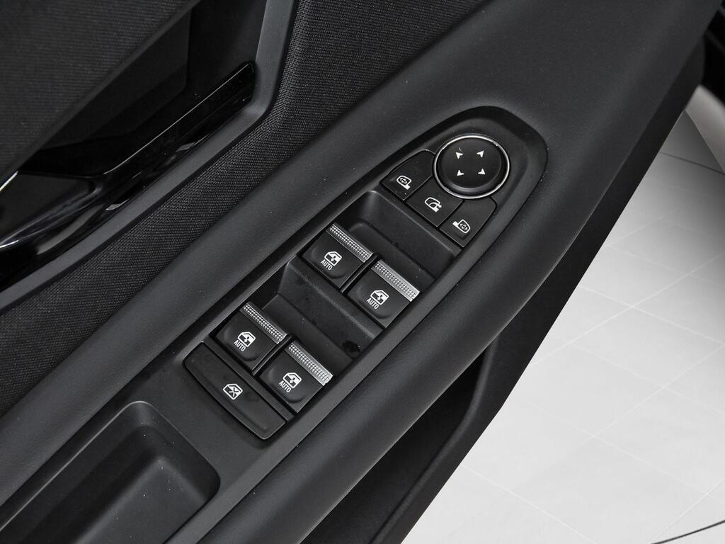 Nissan Micra Standard Range 4x2 N-Connecta