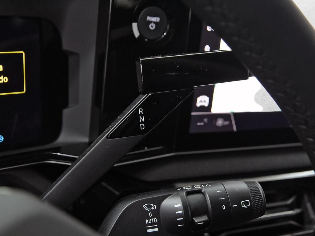 Nissan Micra Standard Range 4x2 N-Connecta 18