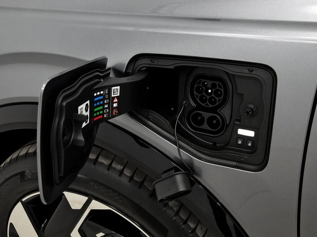 Nissan Micra Standard Range 4x2 N-Connecta 37