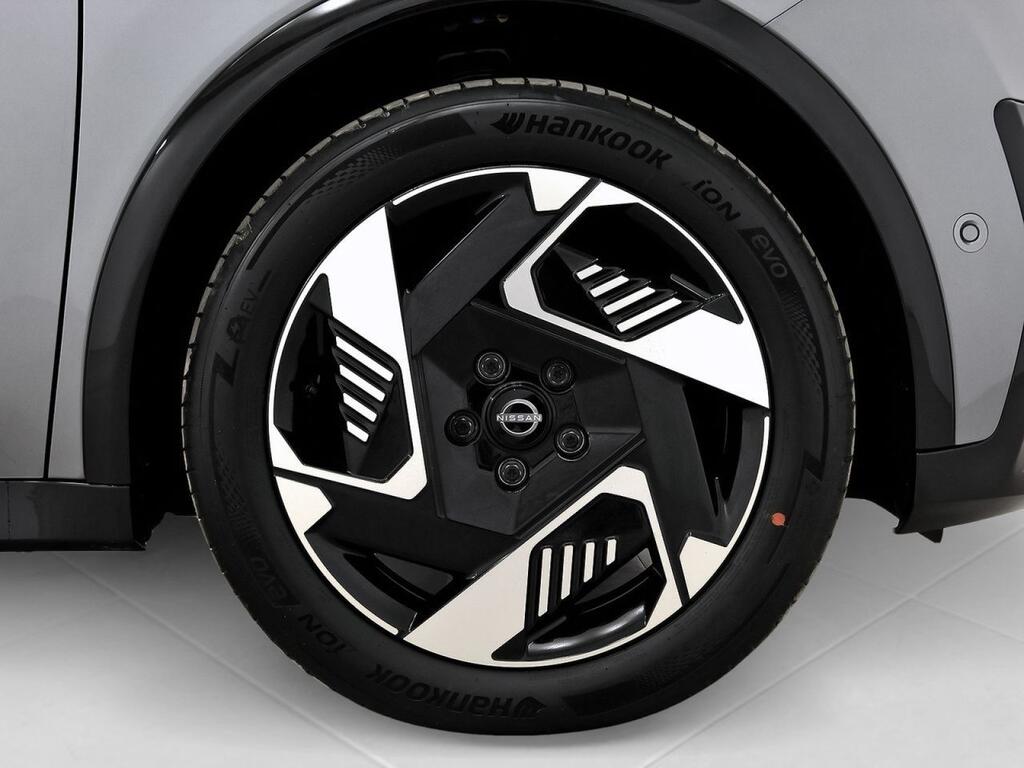 Nissan Micra Standard Range 4x2 N-Connecta 10