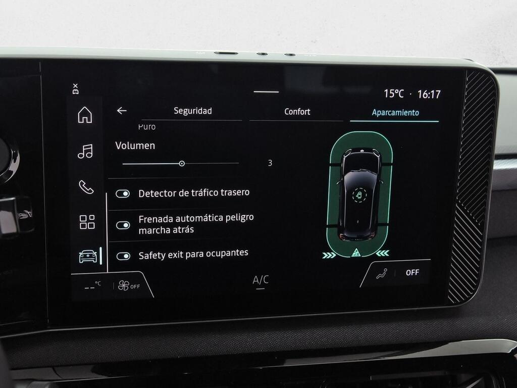 Nissan Micra Standard Range 4x2 N-Connecta 33