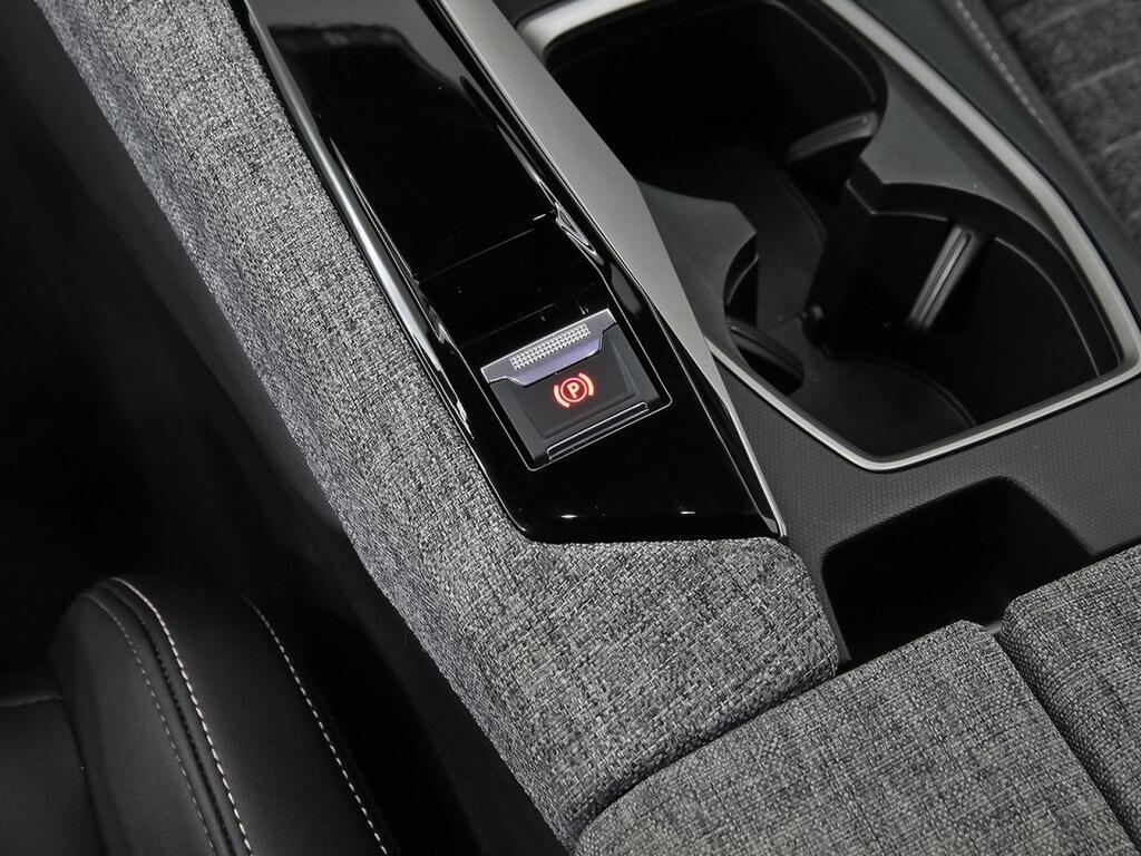 Peugeot 3008 Hybrid 1.2 100KW Allure eDCS6 33
