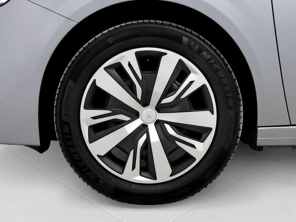 Peugeot 208 PureTech 55kW (75CV) Active Pack 11
