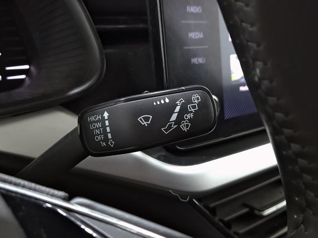 Skoda Kamiq 1.0 TSI 81kW (110CV) DSG Emotion 13