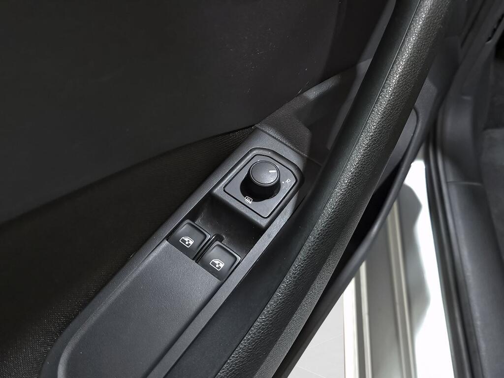 Skoda Kamiq 1.0 TSI 81kW (110CV) DSG Emotion 9