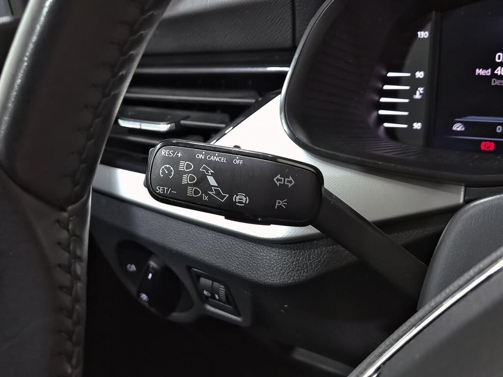 Skoda Kamiq 1.0 TSI 81kW (110CV) DSG Emotion 12