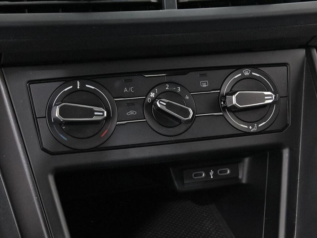 Volkswagen Taigo Life 1.0 TSI 70kW (95CV) 26