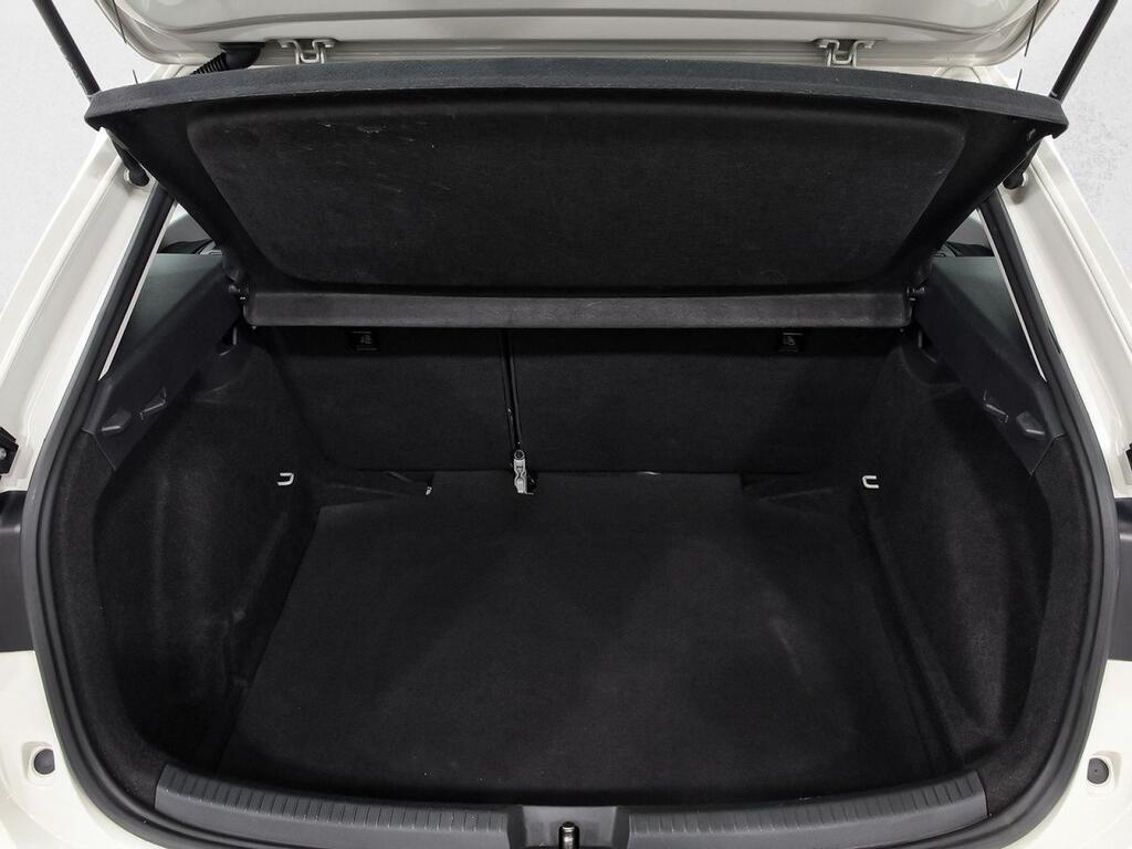 Volkswagen Taigo Life 1.0 TSI 70kW (95CV) 10