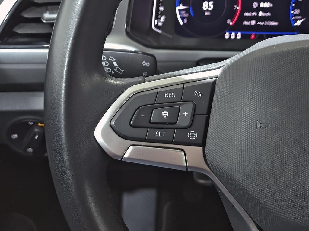 Volkswagen T-Roc Dark 1.0 TSI 81kW (110CV) 17