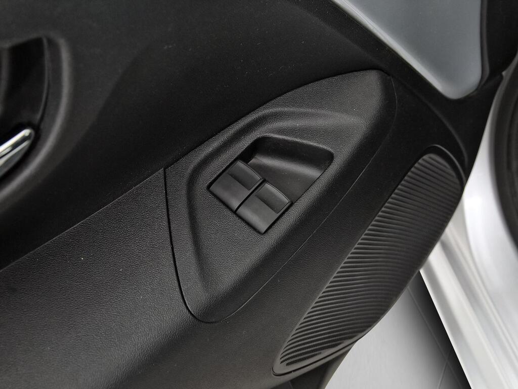 Peugeot 108 Allure VTi 52kW (72CV) 13