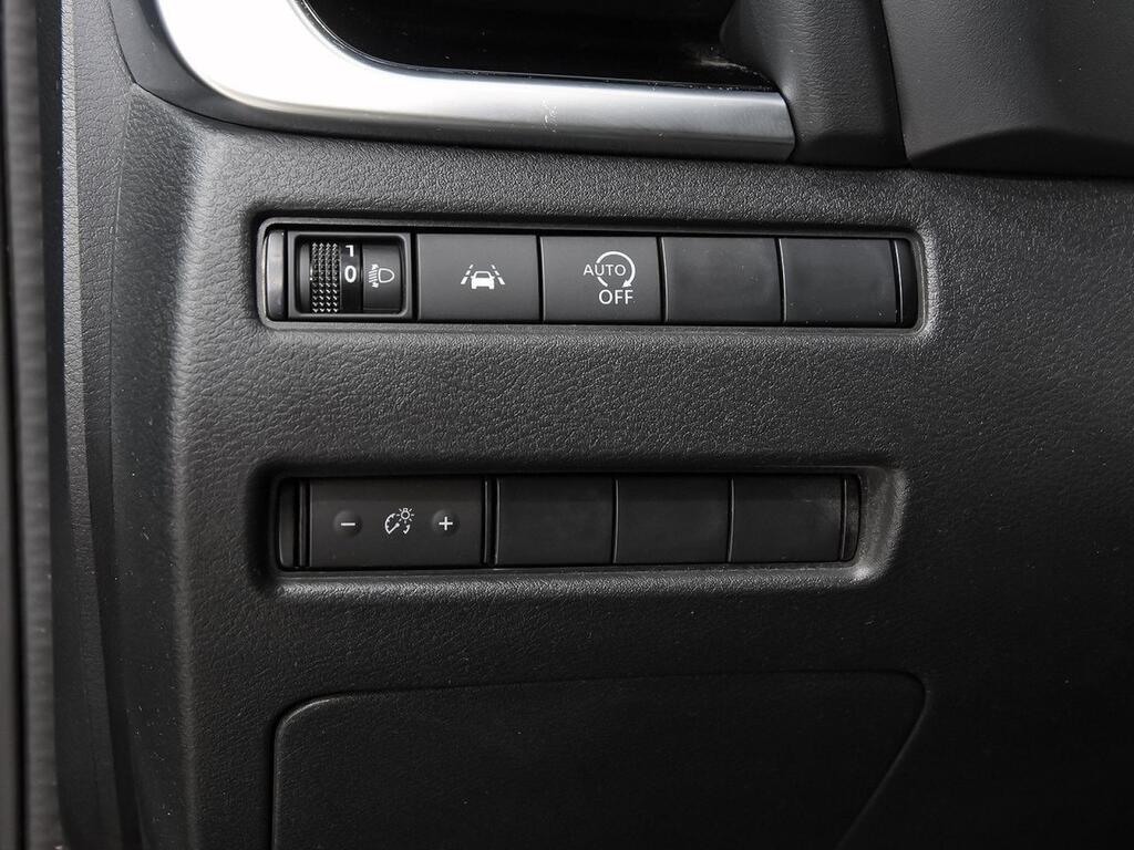 Nissan Qashqai DIG-T 103kW N-Connecta 12