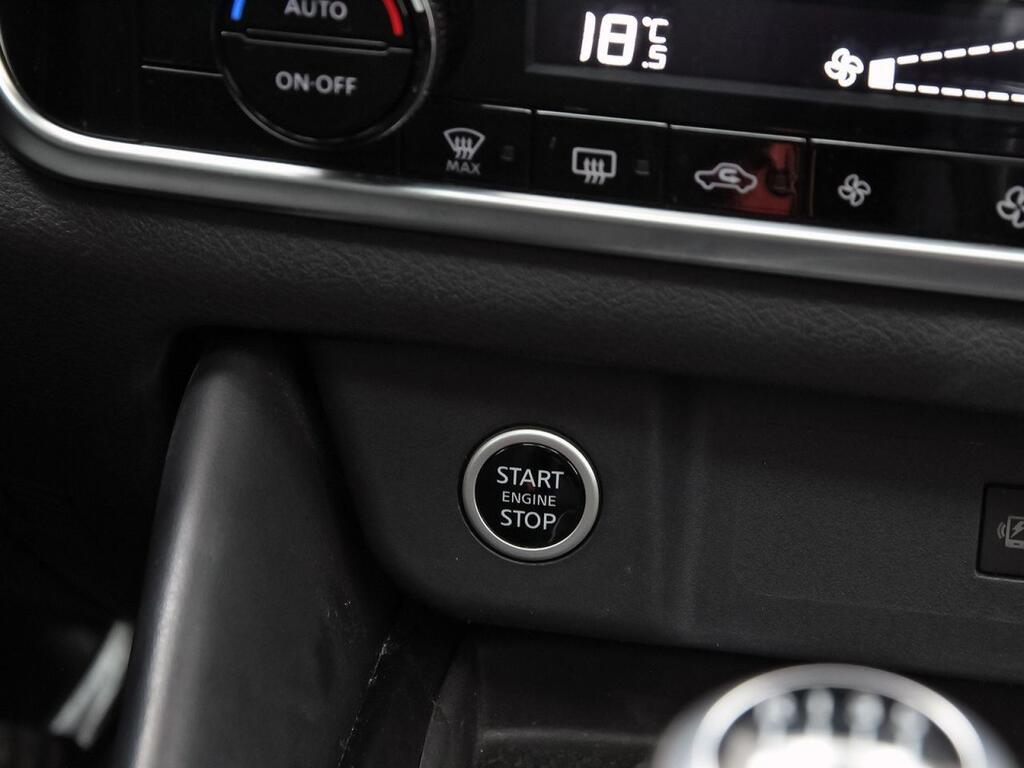 Nissan Qashqai DIG-T 103kW N-Connecta 23