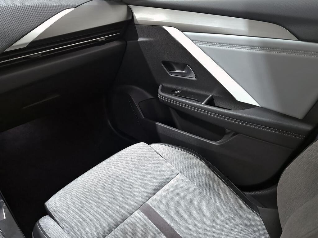 Opel Astra 1.5D DTH 96kW (130CV) Elegance Auto 32