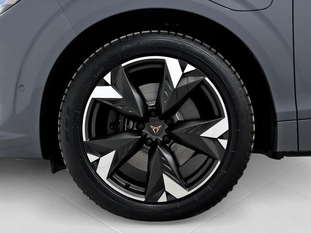 Cupra Terramar 1.5 TSI e-Hybrid 200kW (272 CV) VZ DSG 8