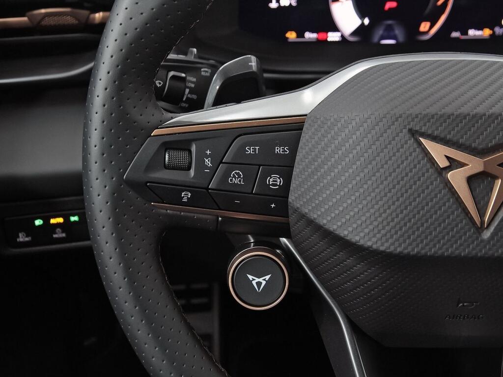 Cupra Terramar 1.5 TSI e-Hybrid 200kW (272 CV) VZ DSG 17