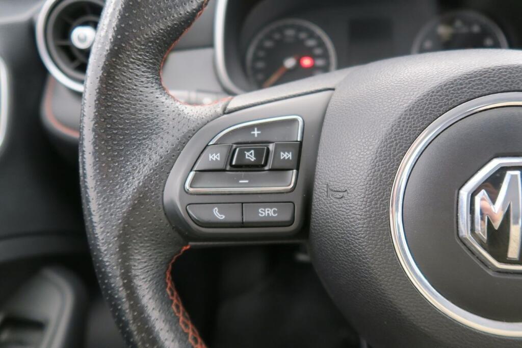 MG ZS COMFORT 1.0T 111 CV AUTO 5P 12