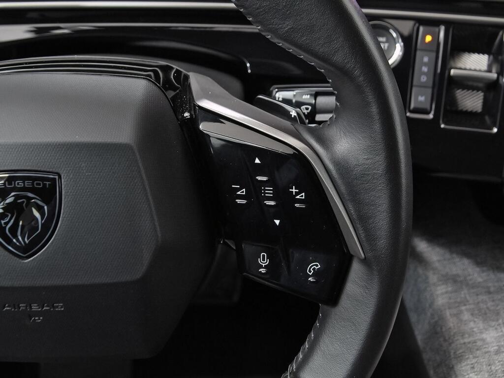 Peugeot 3008 Hybrid 1.2 100KW Allure eDCS6 19