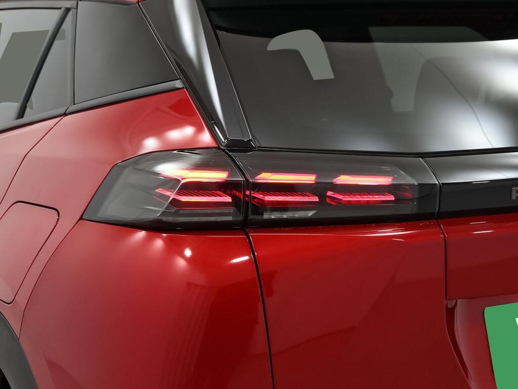 Peugeot 2008 Allure Puretech 100 S&S 6 Vel. MAN 35