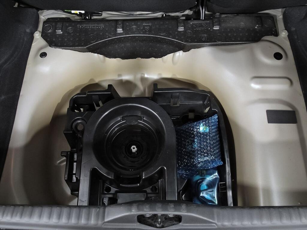 Citroën C3 PureTech 60KW (83CV) Feel 27