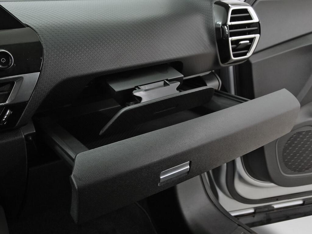 Citroën C4 PureTech 130 S&S 6v Shine 33