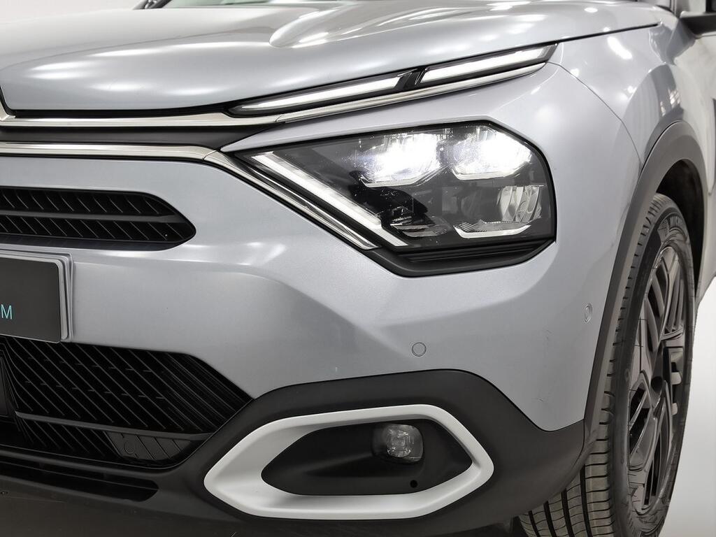 Citroën C4 PureTech 130 S&S 6v Shine 35