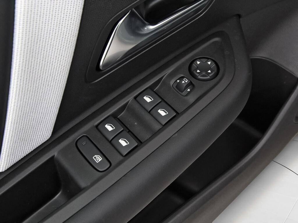 Citroën C4 Gasolina 130 S&S EAT8 Max 13