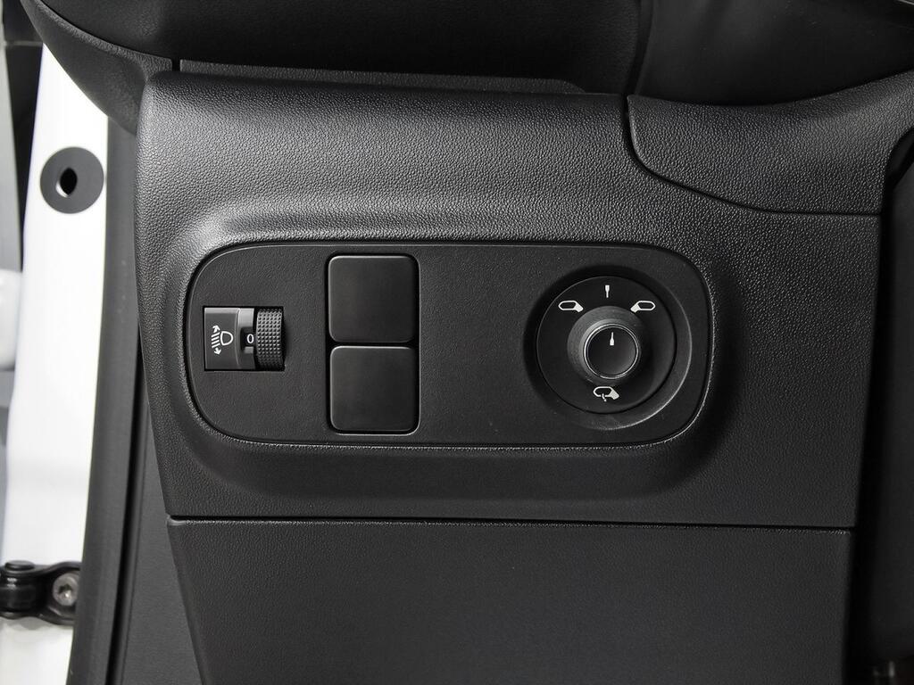 Citroën C3 PureTech 60KW (83CV) C-Series 14