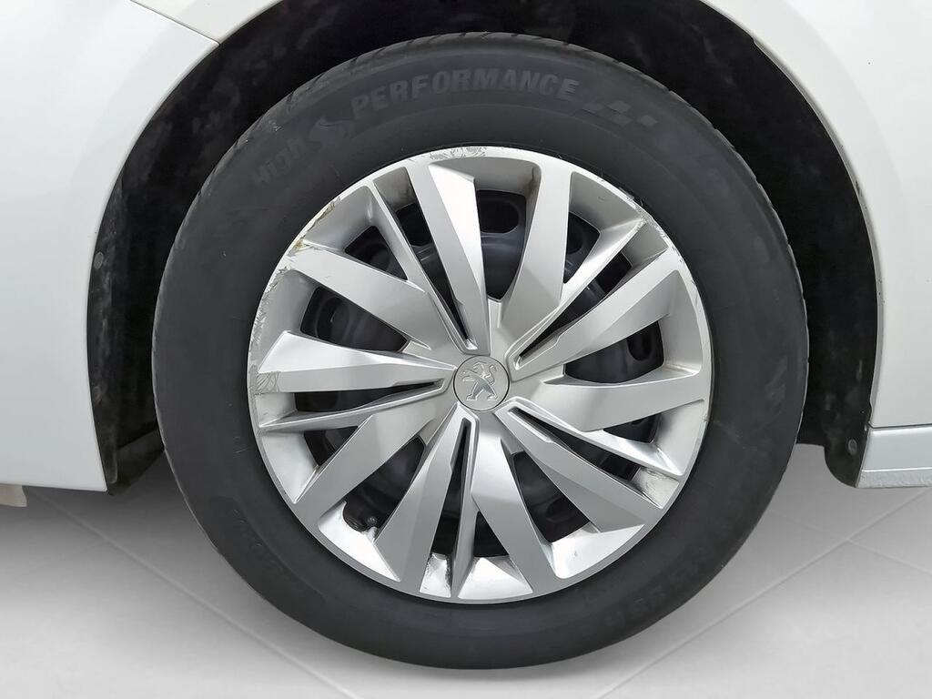 Peugeot 208 BlueHDi 73kW (100CV) Active 10