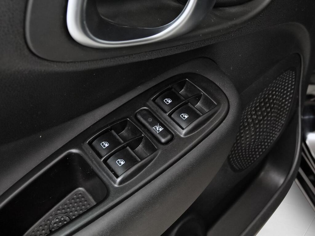 Fiat 500L Cross 1.4 16v 70 kW (95 CV) S&S 13