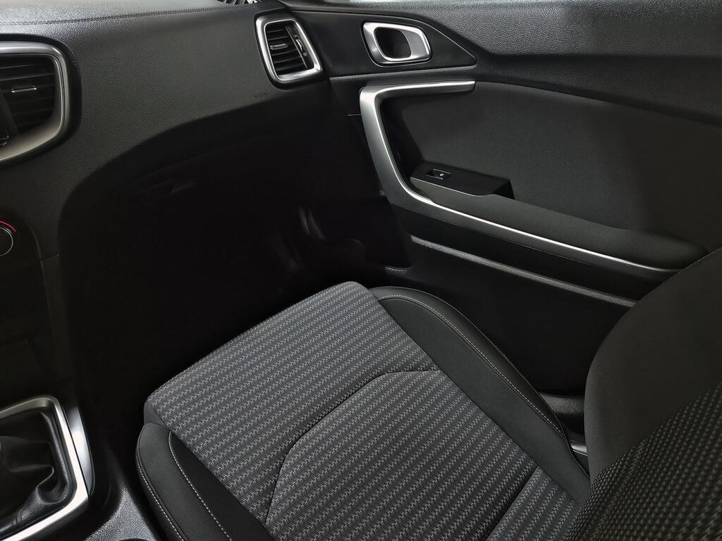 Kia XCeed 1.0 T-GDi Drive 88kW (120CV) 21