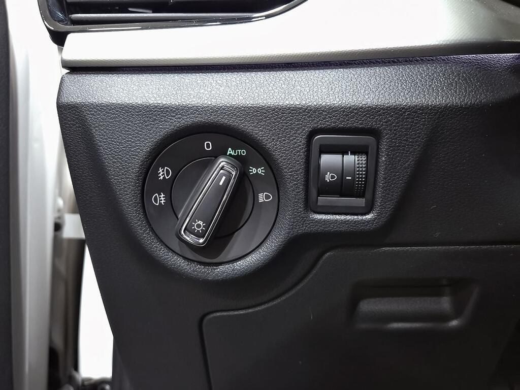 Skoda Scala 1.0 TSI 81KW (110 CV) Ambition 10