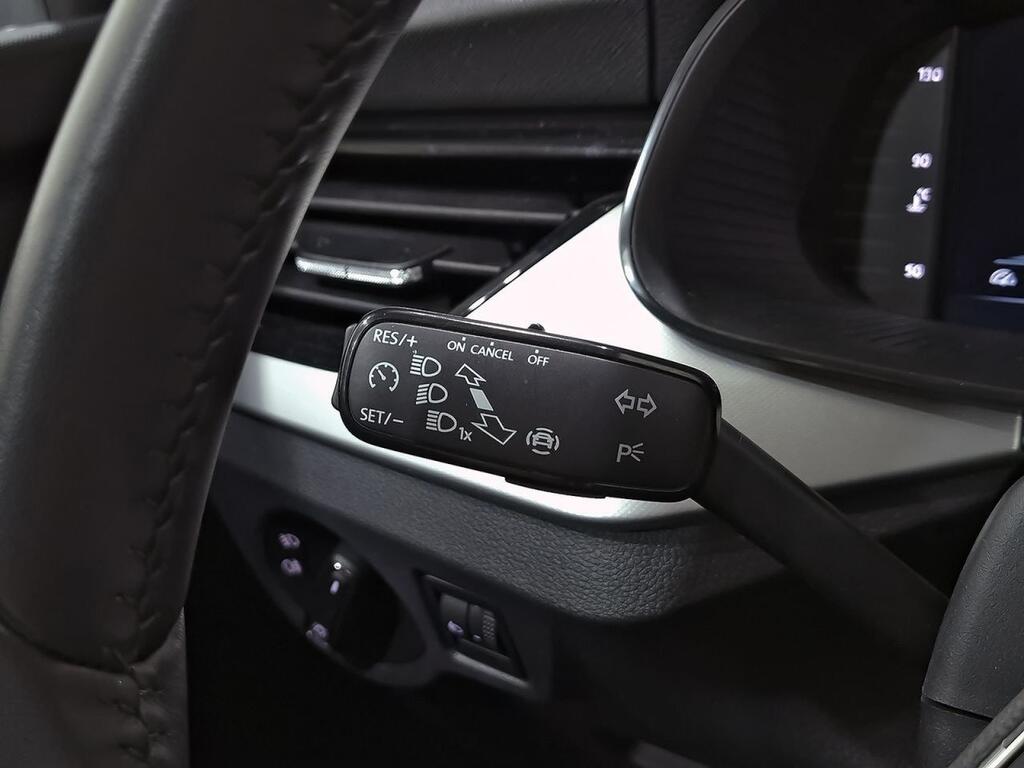 Skoda Scala 1.0 TSI 81KW (110 CV) Ambition 12