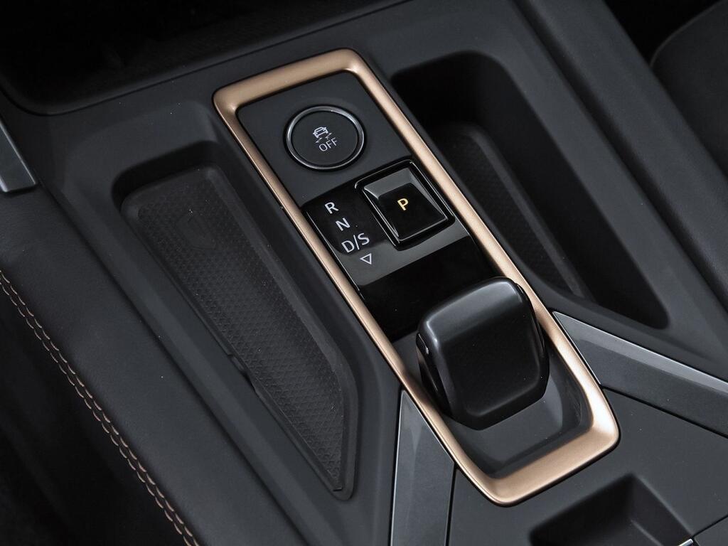 Cupra Formentor 1.5 TSI e-Hybrid 200kW (272 CV) VZ DSG 36