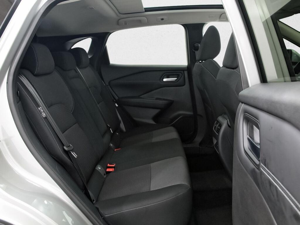 Nissan Qashqai DIG-T 103kW N-Connecta 8