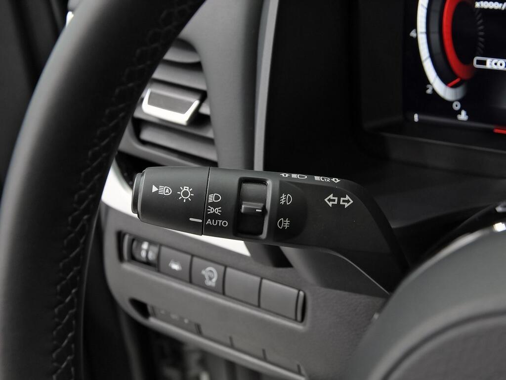 Nissan Qashqai DIG-T 103kW N-Connecta 14