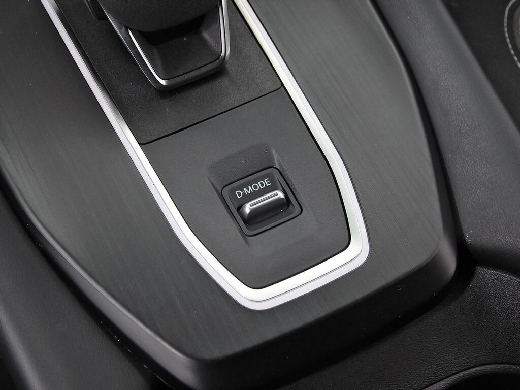 Nissan Qashqai DIG-T 116kW Xtronic N-Connecta 28