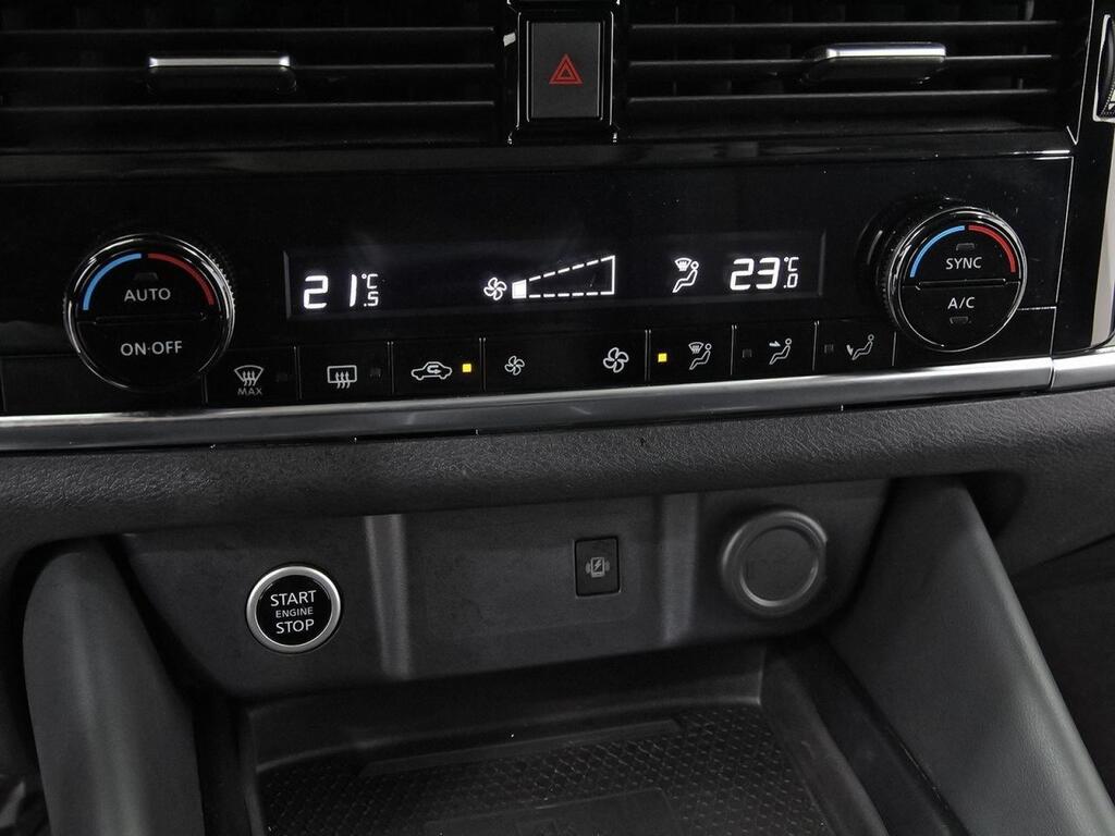 Nissan Qashqai DIG-T 116kW Xtronic N-Connecta 26