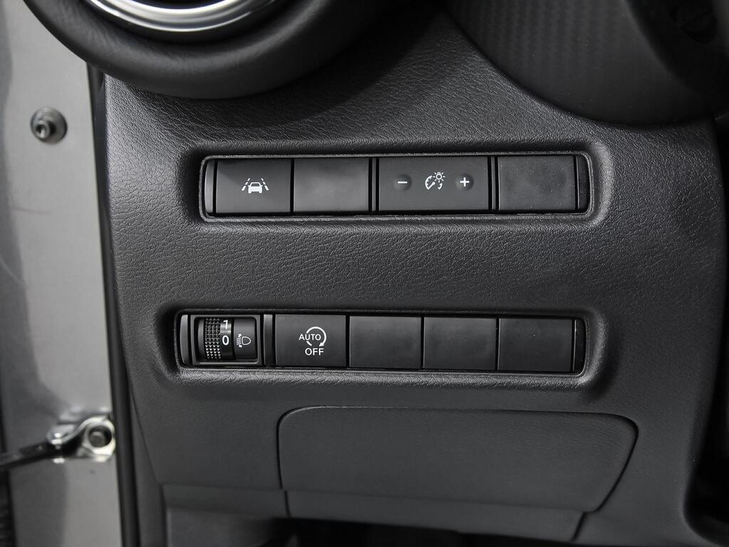 Nissan Juke DIG-T 84 kW (114 CV) DCT 7V N-Connecta 10