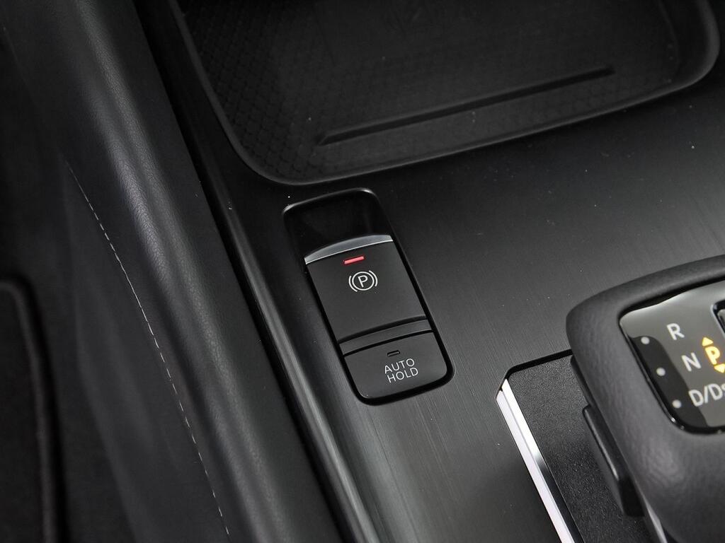 Nissan Qashqai DIG-T 116kW Xtronic N-Connecta 28