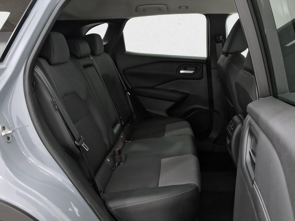 Nissan Qashqai DIG-T 103kW N-Connecta 8