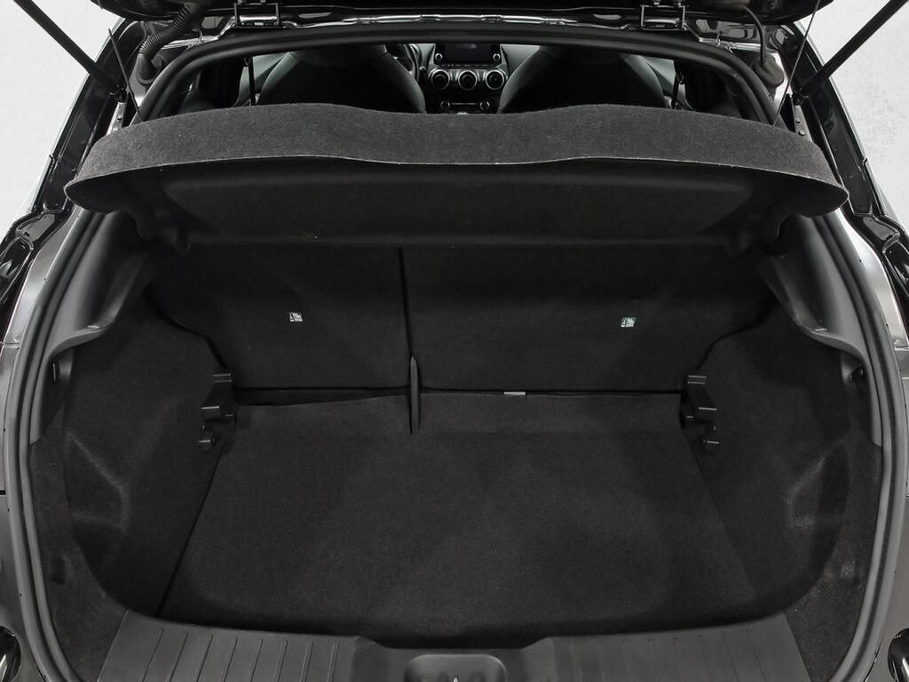 Nissan Juke DIG-T 84 kW (114 CV) 6M/T N-Connecta 9