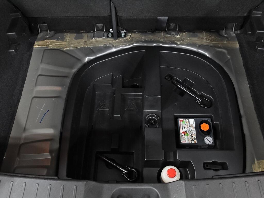 Nissan Juke DIG-T 84 kW (114 CV) 6M/T N-Connecta 32