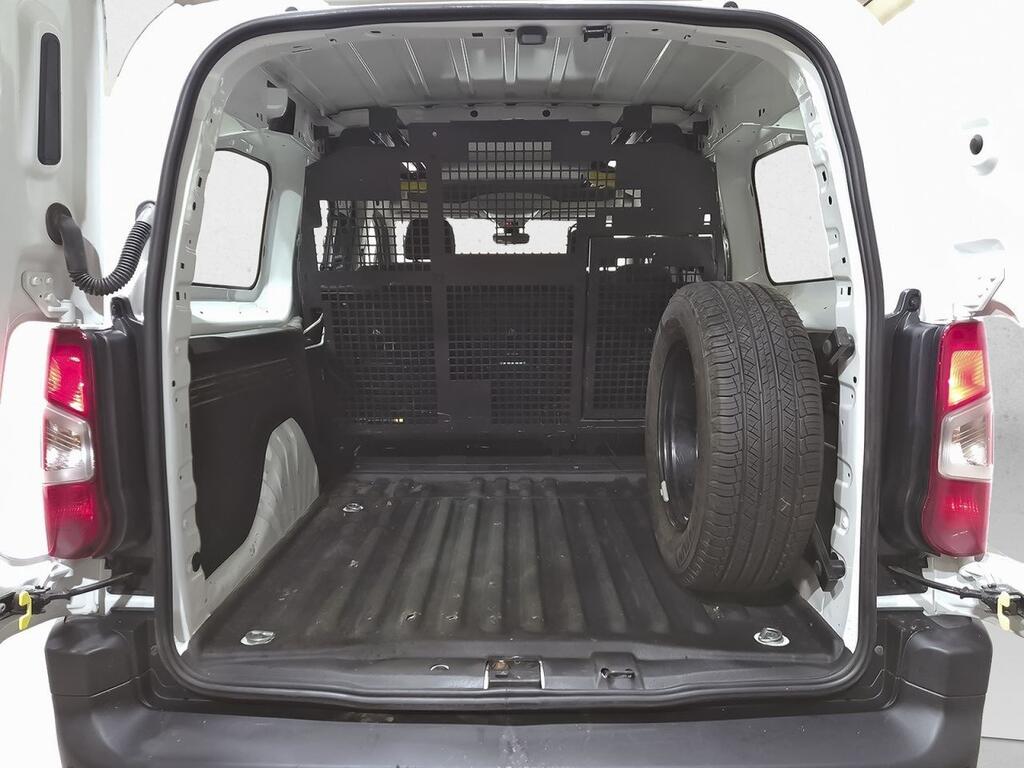 Peugeot Partner 1.5 BLUEHDI 130 PREMIUM 4WD DANGEL STD 4P 10